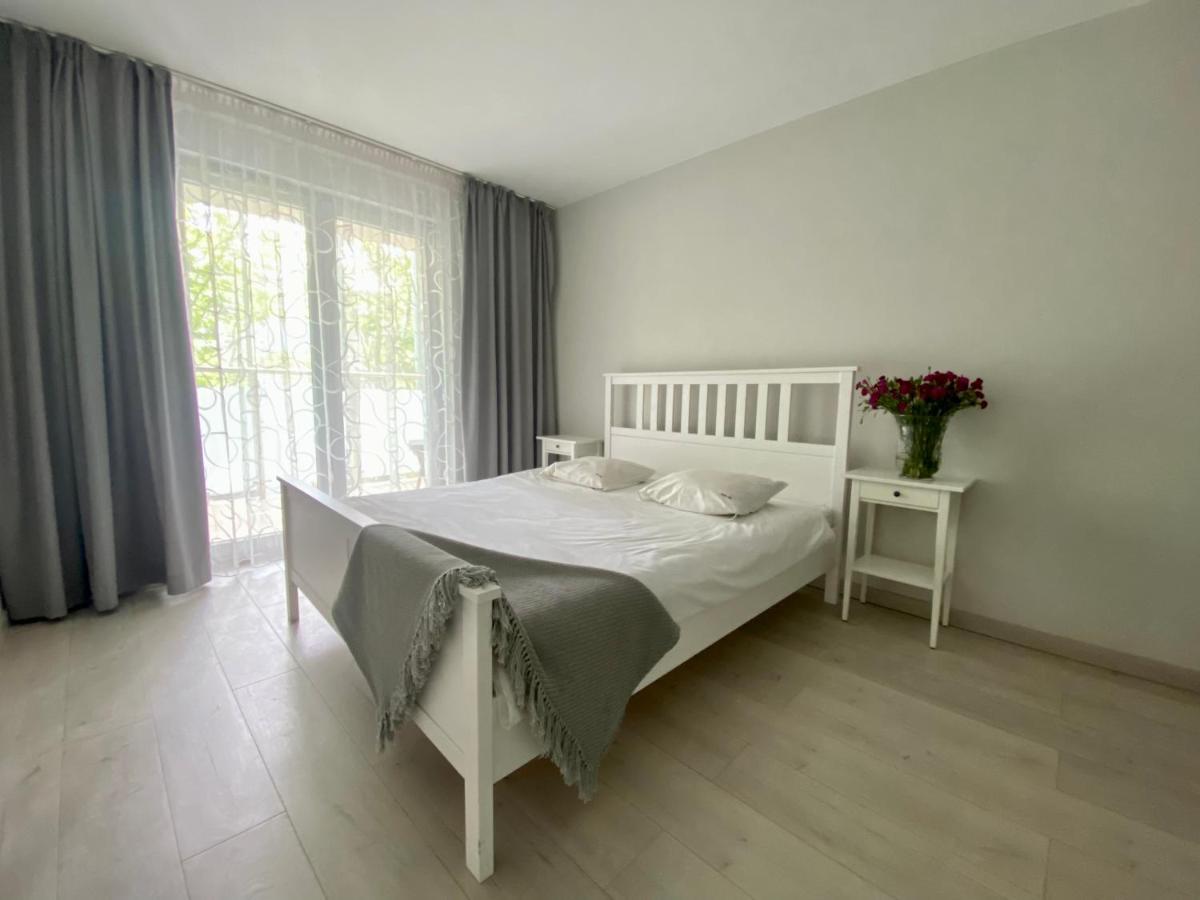 Aravel Suites Wroclaw Bagian luar foto