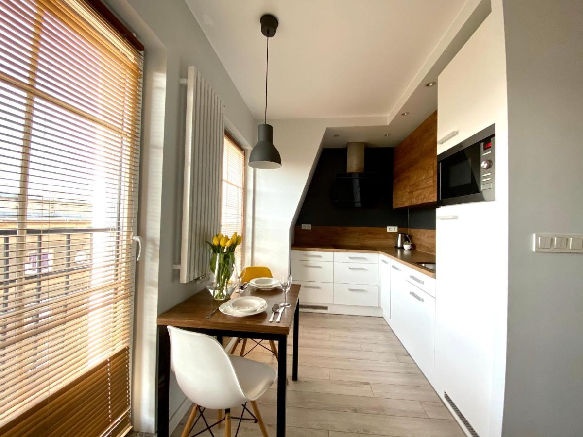 Aravel Suites Wroclaw Bagian luar foto